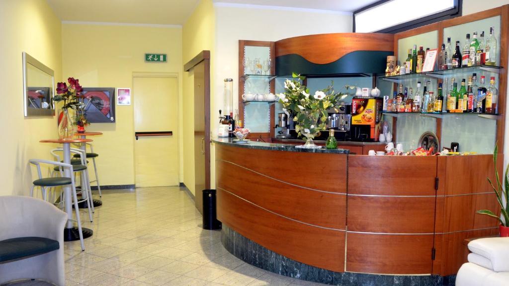 Hotel Sabo' Castel Maggiore Ngoại thất bức ảnh