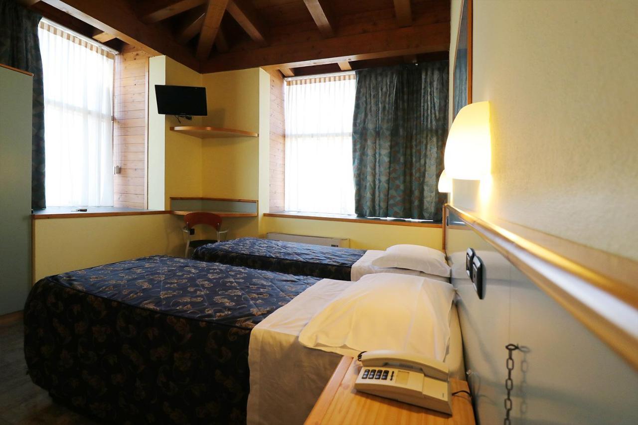 Hotel Sabo' Castel Maggiore Ngoại thất bức ảnh